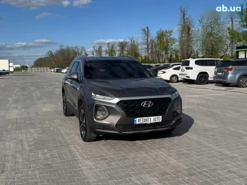 Авто Hyundai Santa Fe 2018 № 7766779