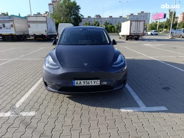 Авто Tesla Model Y 2023 № 7769355