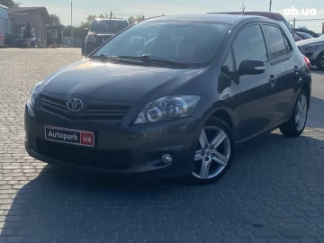 Авто Toyota Auris 2010 № 7774045