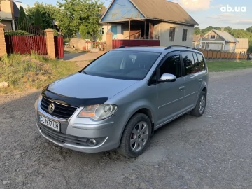 Авто Volkswagen Touran 2006 № 7779564