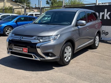 Авто Mitsubishi Outlander 2021 № 7782626