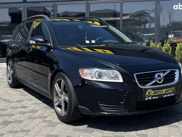 Авто Volvo V50 2010 № 7785095