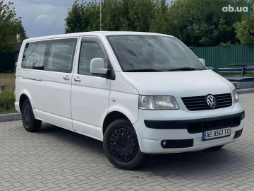 Авто Volkswagen Transporter 2008 № 7785100