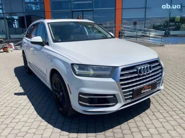 Авто Audi Q7 2016 № 7790065