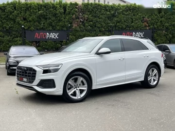 Авто Audi Q8 2021 № 7790673