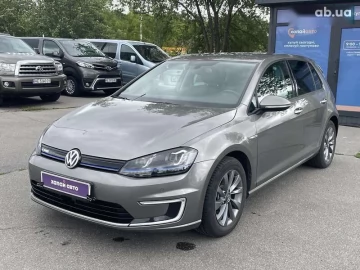 Авто Volkswagen E-Golf 2015 № 7792227