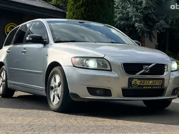 Авто Volvo V50 2009 № 7794155