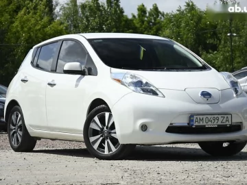Авто Nissan Leaf 2015 № 7794159