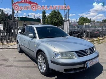 Авто Volkswagen Passat 2000 № 7825042