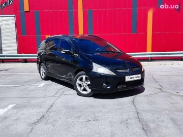Авто Mitsubishi Grandis 2008 № 7825506