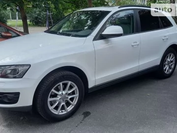 Авто Audi Q5 2010 № 6703124