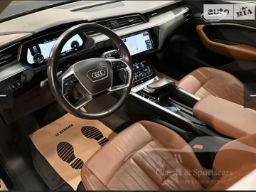 Авто Audi Q7 E-Tron 2019 № 6769104