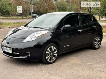 Авто Nissan Leaf 2015 № 6777149