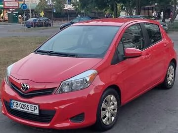 Авто Toyota Yaris 2012 № 6777188