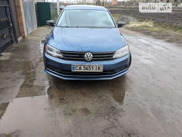 Авто Volkswagen Jetta 2015 № 6779435