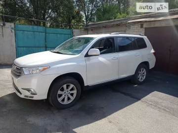 Авто Toyota Highlander 2013 № 6779694