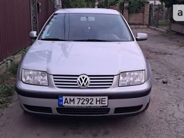 Авто Volkswagen Bora 1999 № 6781797