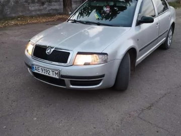 Авто Skoda Superb 2003 № 6783113