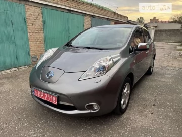 Авто Nissan Leaf 2014 № 6787453