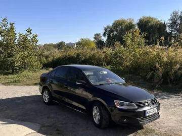 Авто Volkswagen Jetta 2011 № 6787850