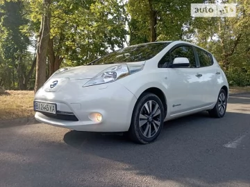 Авто Nissan Leaf 2015 № 6841923