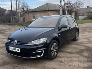 Авто Volkswagen E-Golf 2018 № 6854679