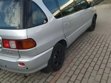 Авто Toyota Picnic 1999 № 6871598