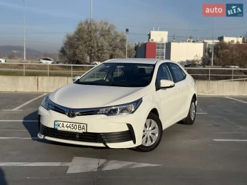 Авто Toyota Corolla 2018 № 6953505