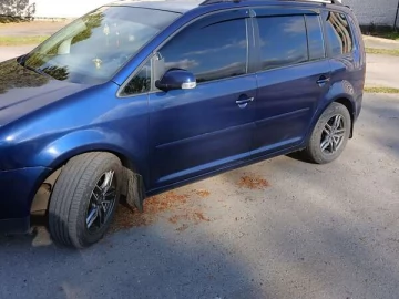 Авто Volkswagen Touran 2004 № 6969959