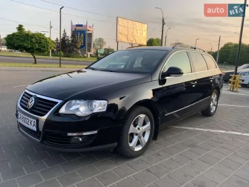 Авто Volkswagen Passat 2010 № 7009239