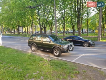 Авто Nissan Pathfinder 1999 № 7009264