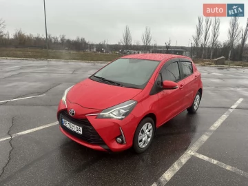 Авто Toyota Yaris 2019 № 7015644