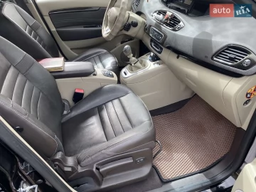 Авто Renault Scenic 2011 № 7018342