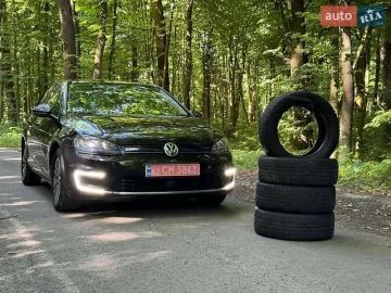 Авто Volkswagen E-Golf 2015 № 7020039