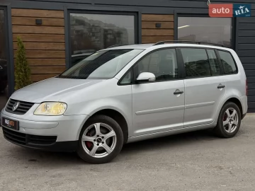 Авто Volkswagen Touran 2005 № 7022602