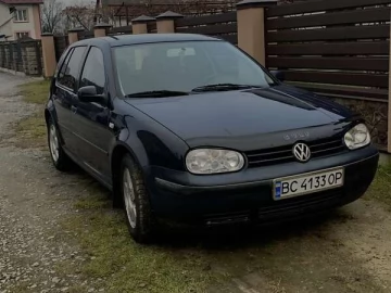 Авто Volkswagen Golf 2001 № 7043131