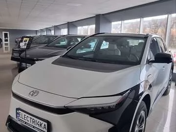 Авто Toyota Bz4X 2023 № 7060681