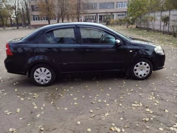 Авто Chevrolet Aveo 2006 № 7091478