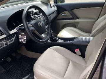 Авто Toyota Avensis 2011 № 7095833