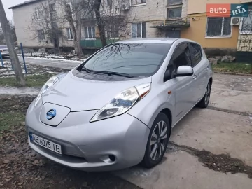 Авто Nissan Leaf 2015 № 7097346