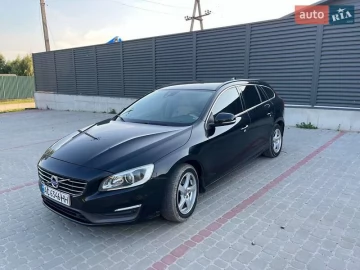 Авто Volvo V60 2014 № 7107269