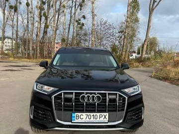 Авто Audi Q7 2021 № 7107372