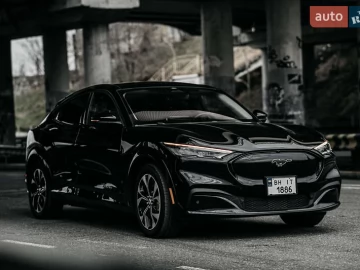 Авто Ford Mustang Mach-E 2020 № 7108135