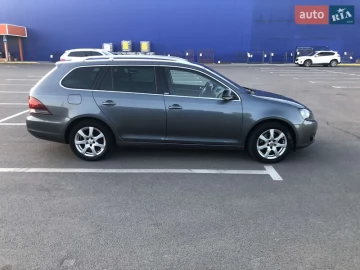 Авто Volkswagen Golf 2011 № 7108260