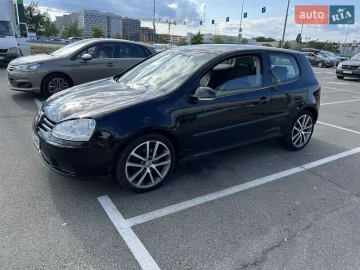 Авто Volkswagen Golf 2003 № 7118543