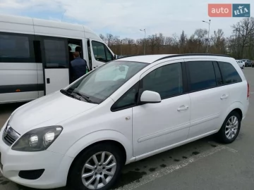 Авто Opel Zafira 2011 № 7119035