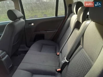 Авто Ford Mondeo 2004 № 7121540
