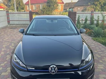 Авто Volkswagen E-Golf 2014 № 7121656