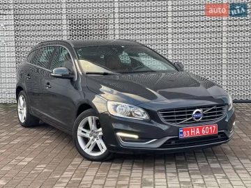 Авто Volvo V60 2014 № 7121696