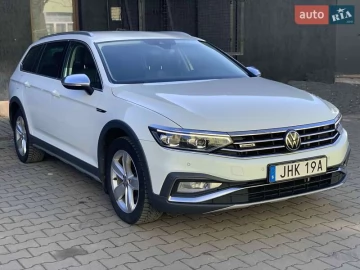 Авто Volkswagen Passat Alltrack 2021 № 7122346